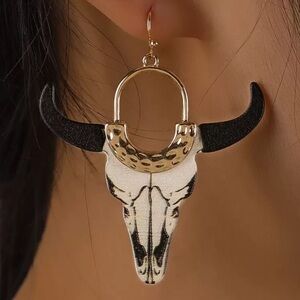 Western Gold Tone Black White Cow Bull Steer Skull Earrings Cowgirl Animal
